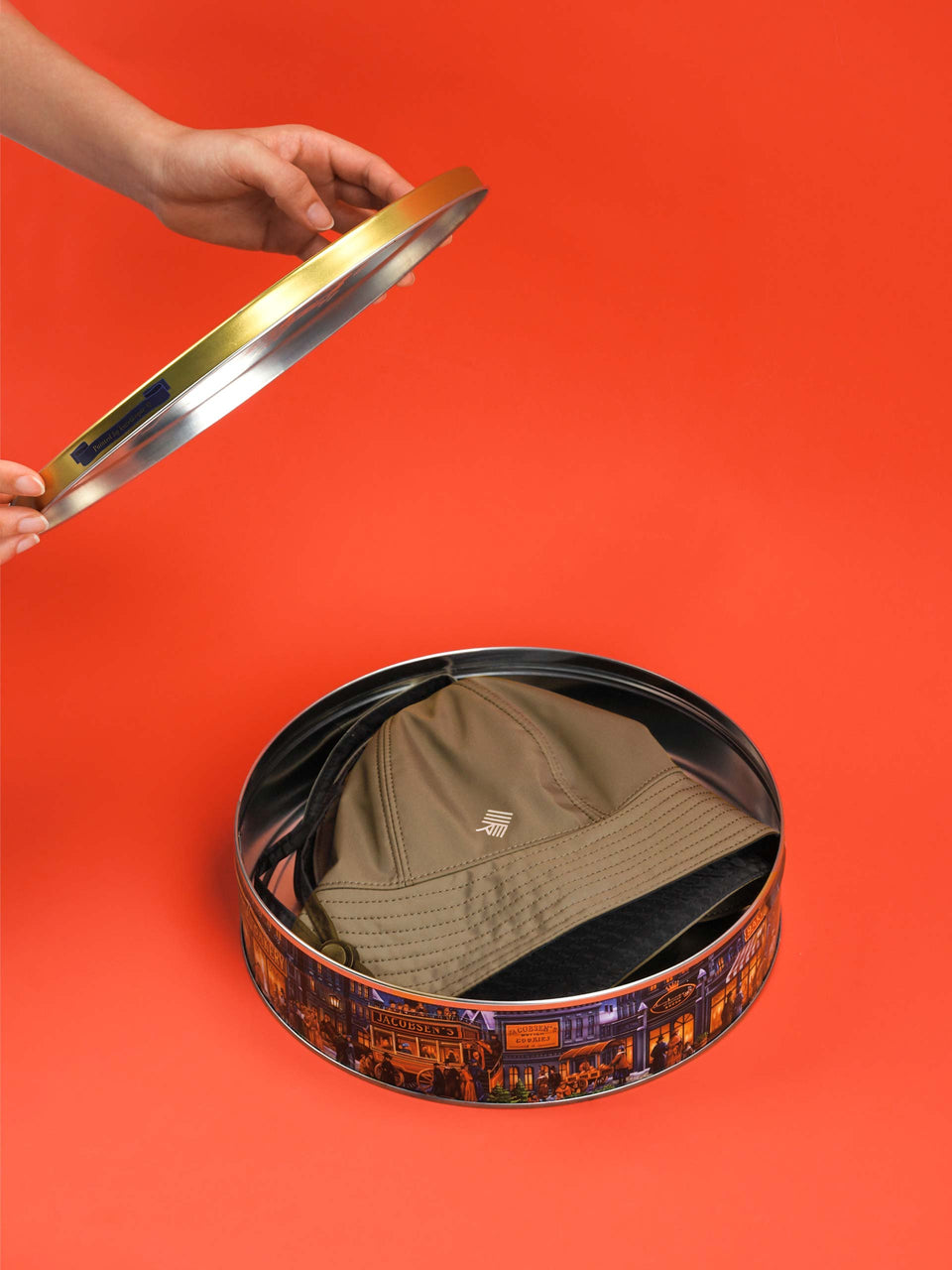 Reversible Bucket Hat - Green Clay / Black