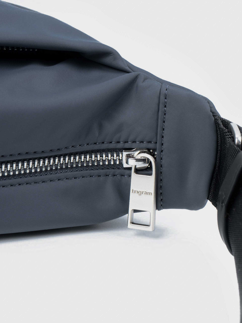 Crescent Sling Bag - Lake Blue